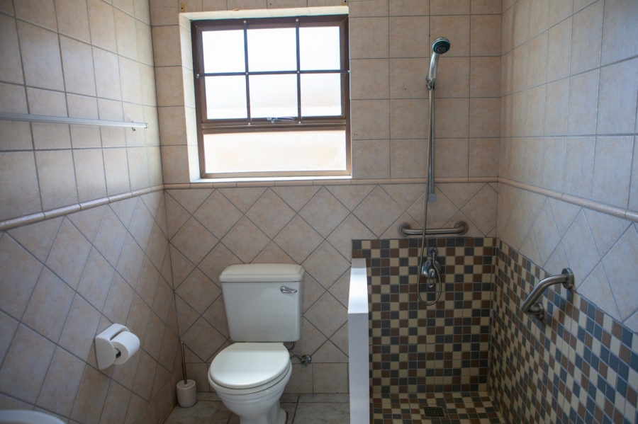 3 Bedroom Property for Sale in Blombosch Western Cape